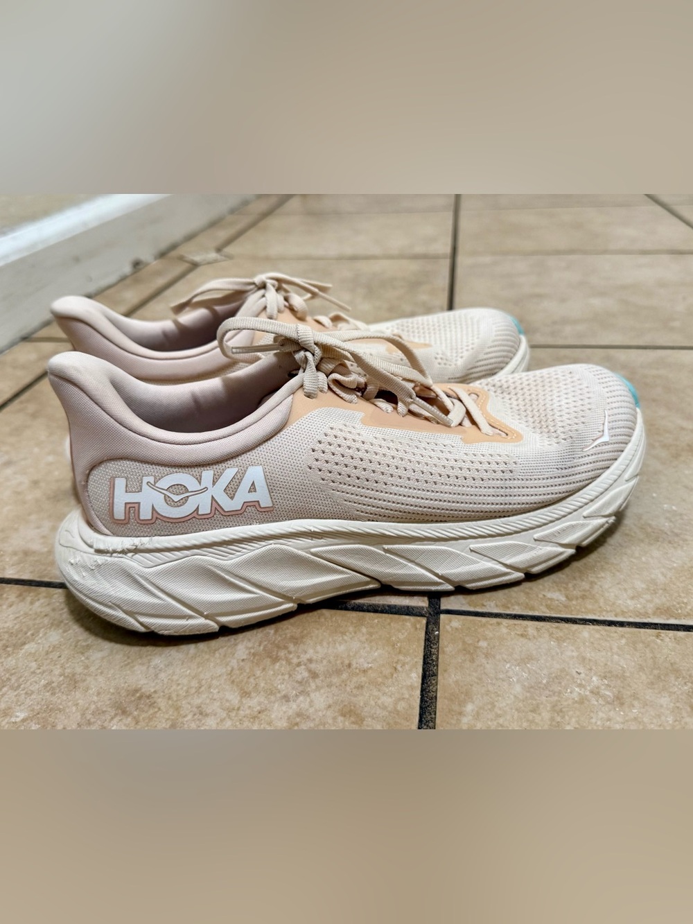 HOKA Women's Arahi 7